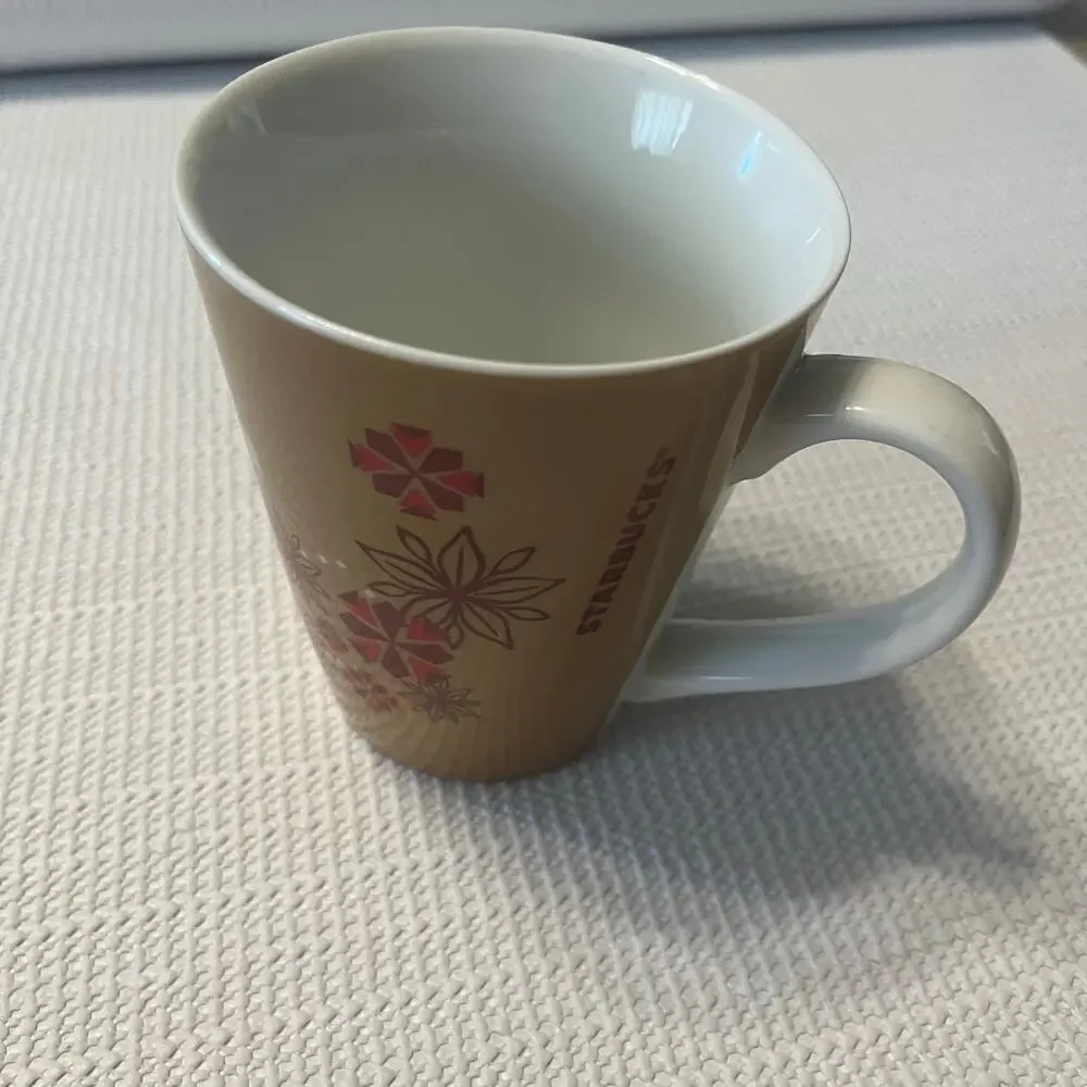 Lot of 2 Starbucks coffee company geometric floral print mug year 2013 12 oz